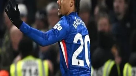 沙特策略谨慎，远藤航谈我国球队关键时刻短板